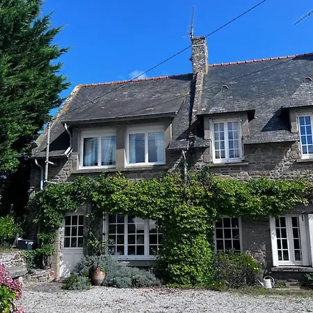 Hébergement de vacances Rare Pearl With Garden Facing The Sea Saint-Coulomb