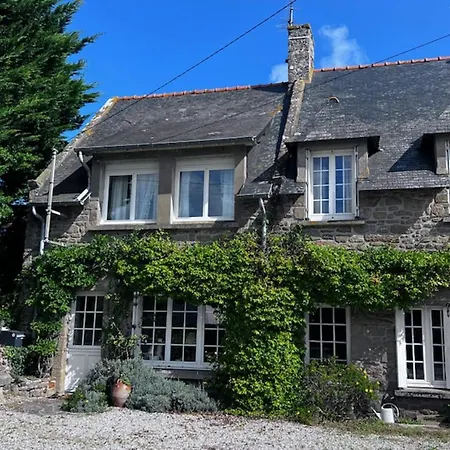 Rare Pearl With Garden Facing The Sea Saint-Coulomb